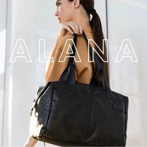 Vooray  Alana Duffle! New